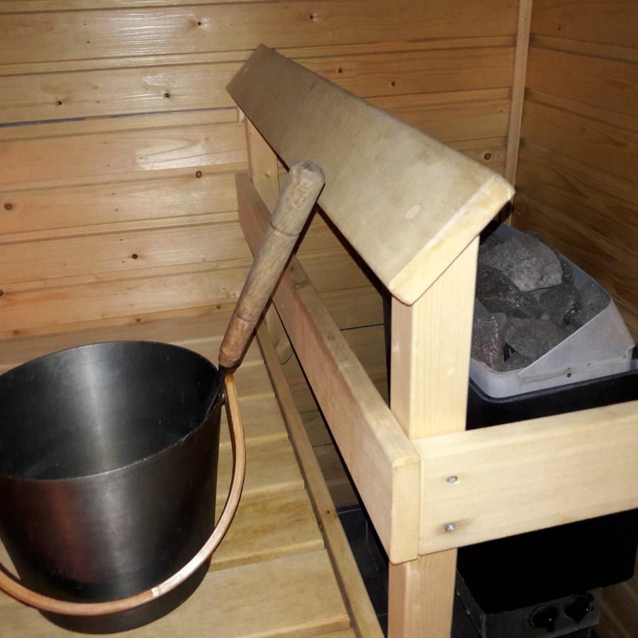 Koti Pyhaejaerven Rannalla Tampereella Екстер'єр фото